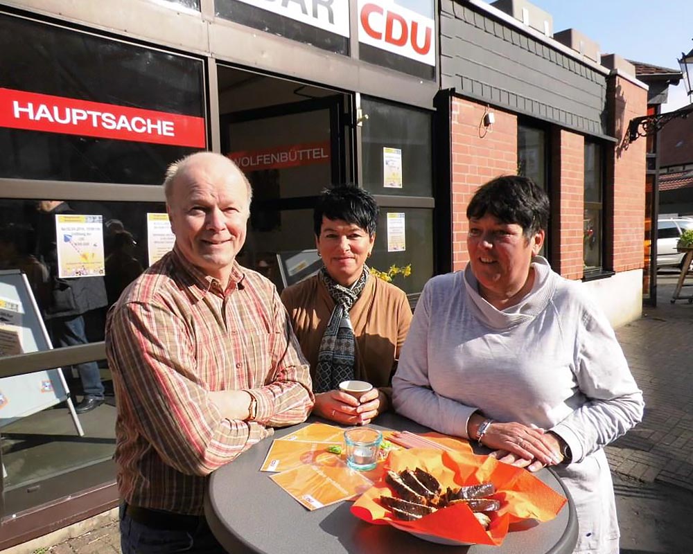 Erfolgreiche Eröffnung CDU Wähl-Bar