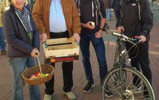 800 Äpfel zum Erntedankfest - CDU im Bürgergespräch
